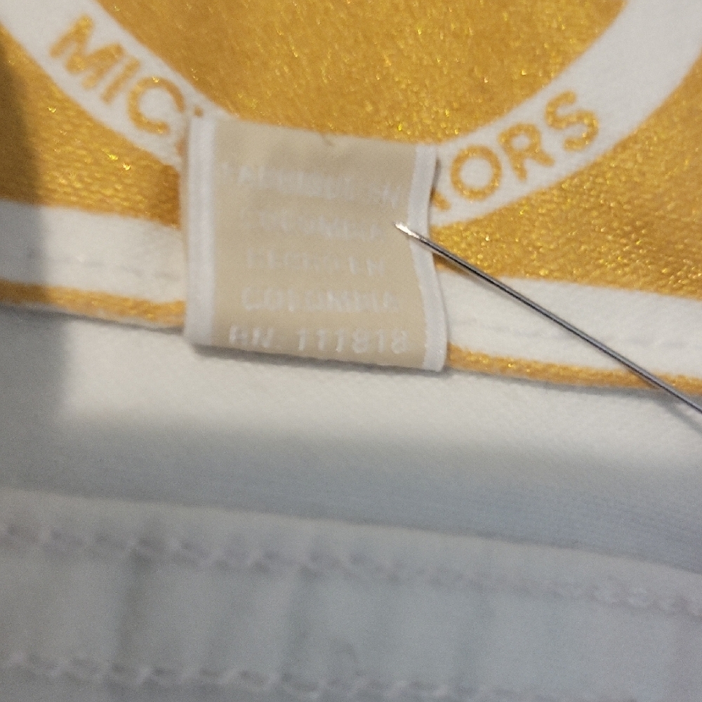 Michael Kors White Cropped Denim Jacket Gold Buttons Size Large - Picture 6 of 6